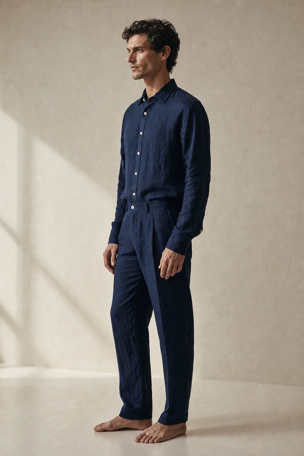 Tailored set in Deep Navy